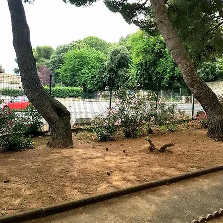 Chez Chrystel Et Pierre Au Calme A 10mn De La Mer, Place De Parking Privee Dans La شقة بزييه