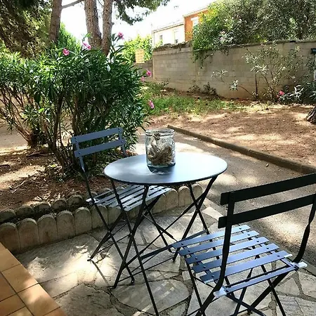 Chez Chrystel Et Pierre Au Calme A 10mn De La Mer, Place De Parking Privee Dans La شقة بزييه