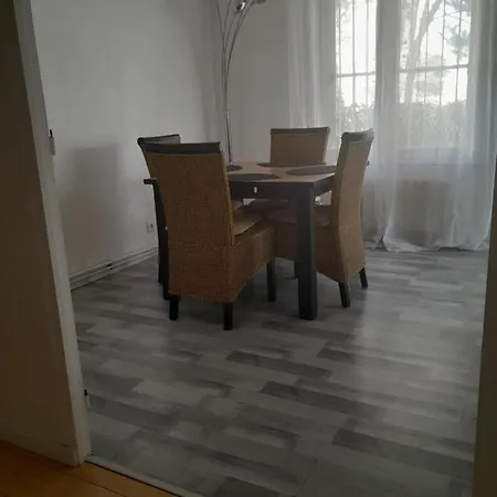Chez Chrystel Et Pierre Au Calme A 10mn De La Mer, Place De Parking Privee Dans La بزييه